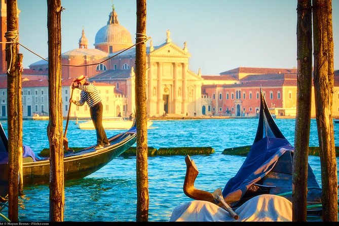 45-Minute or 1-hour Private Gondola Ride from Rialto - Private by Design: How It Works for Couples and Small Groups