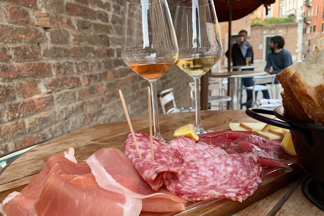A Venetian Evening: Wine Tasting and Cicchetti with a Local Guide - Campo Santa Margherita: the quick Banksy moment (and why it fits)