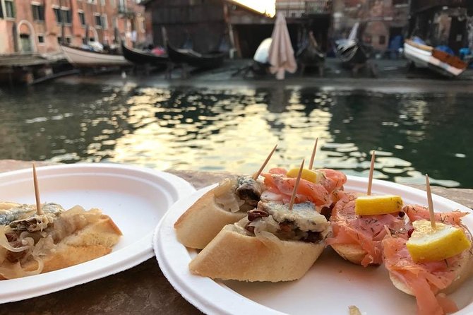 A Venetian Evening: Wine Tasting and Cicchetti with a Local Guide - Pacing and palate: the main trade-offs to know before you go