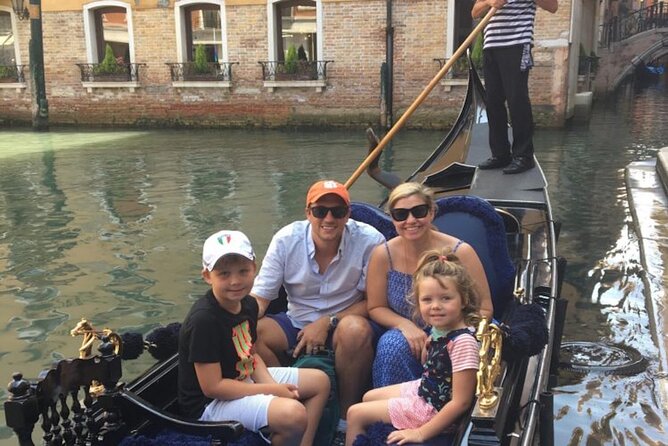 Best of Venice Private Tour: St. Mark's Doge Palace Gondola Ride - The Doge’s Palace: Power Rooms, a Prison Turn, and the Bridge of Sighs