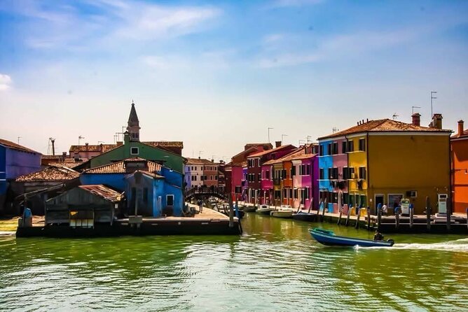 Boat excursion to the islands of Murano, Burano and Torcello - Torcello: a quieter finale with the basilica and Devil’s Bridge