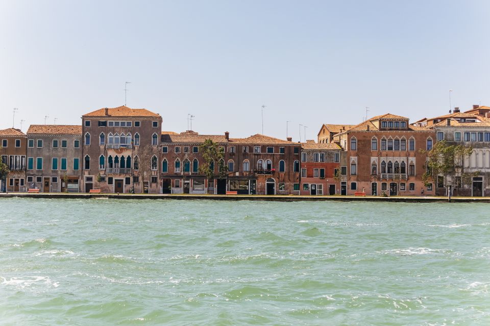 Boat Trip: Glimpse of Murano, Torcello & Burano Islands - Who This Tour Fits Best (and Who Might Feel Crowded)