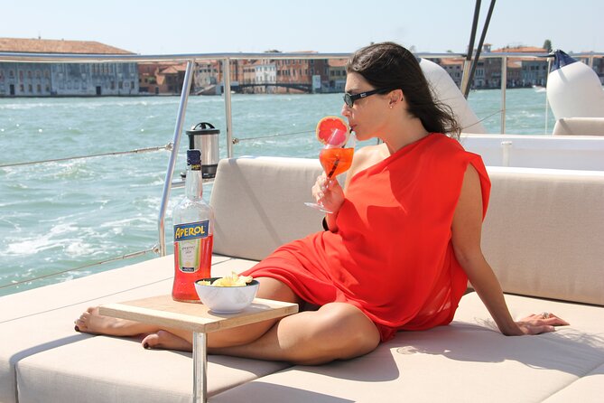 Catamaran Spritz Tour - The Crew and the Vibe: Relaxed, Attentive, and Family-Friendly