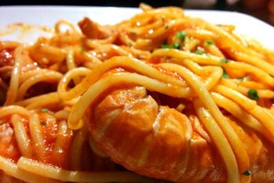 Eat Like a Local: Venice 3-Hour Small-Group Food Tasting Tour - What your money buys: tastings, wine, and a full finish