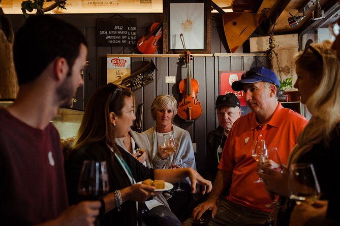 Eat like a Local: Venice Cicchetti and Wine Tasting Evening Tour - San Polo to Dorsoduro: getting off the main streets