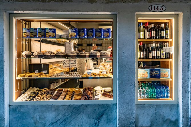 Eating Venice Food & Drinks Tour - Cannaregio stroll: Ponte Chiodo and postcard-less Venice