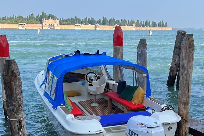 Exclusive Boat Tour Murano Burano torcello with Real Local Guide - Burano: masks, lace, and a day that looks like it was painted
