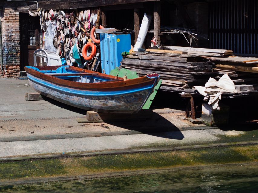 From Lake Garda: Full-Day Guided Group Tour of Venice - Rialto Bridge: guided context, then time to wander