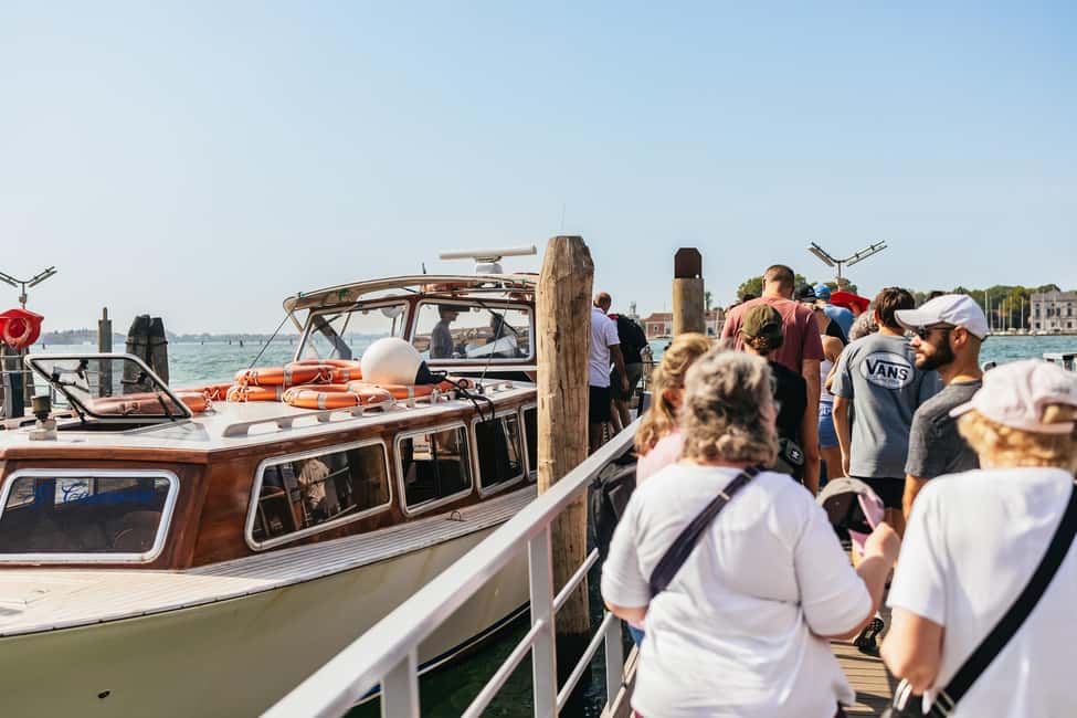 From Venice: Murano & Burano Guided Tour by Private Boat - The Michelangelo-Style Lace Keepsake and the Shopping Reality Check