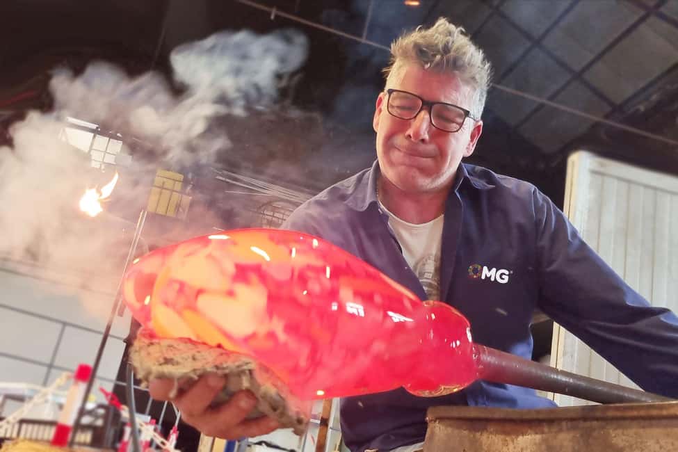 Glass Blowing Show Visit Murano Glass Factory & Showroom OMG - Key things that make this Murano glass show worth your time