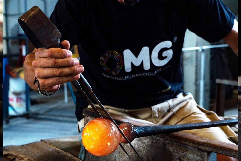 Glass Blowing Show Visit Murano Glass Factory & Showroom OMG - Should you book this Murano glass blowing show?