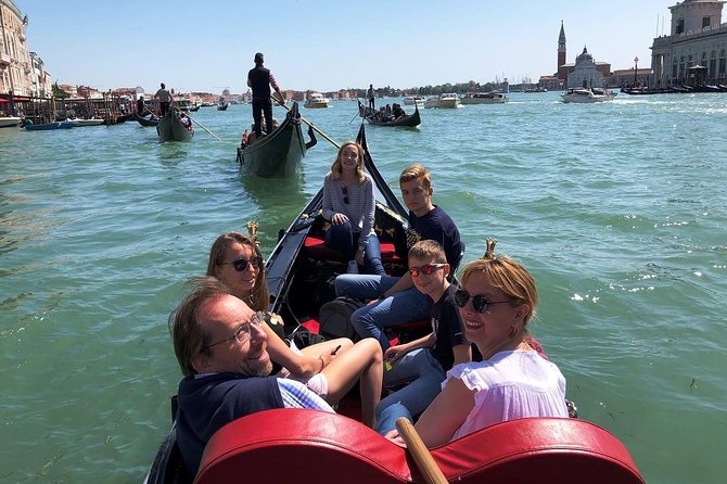 Gondola Ride and St Mark's Basilica Tour - Basilica della Salute: The Baroque Angle Stop
