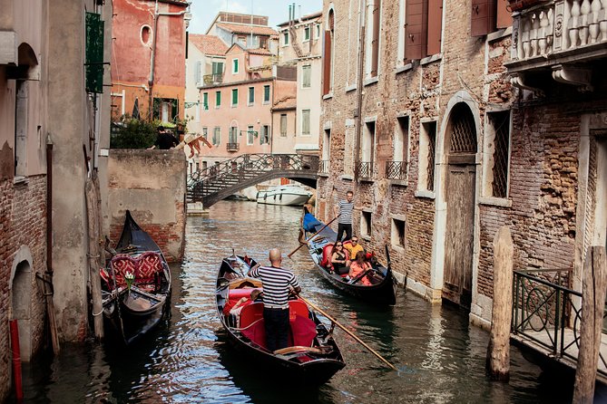 Highlights & Hidden Gems With Locals: Best of Venice Private Tour - Meeting point: start where locals actually move