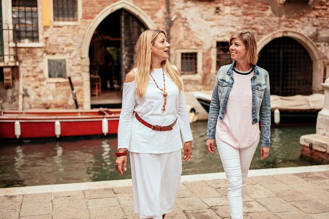 Highlights & Hidden Gems With Locals: Best of Venice Private Tour - Stop 3: Basilica dei Santi Giovanni e Paolo and the Marco Polo thread
