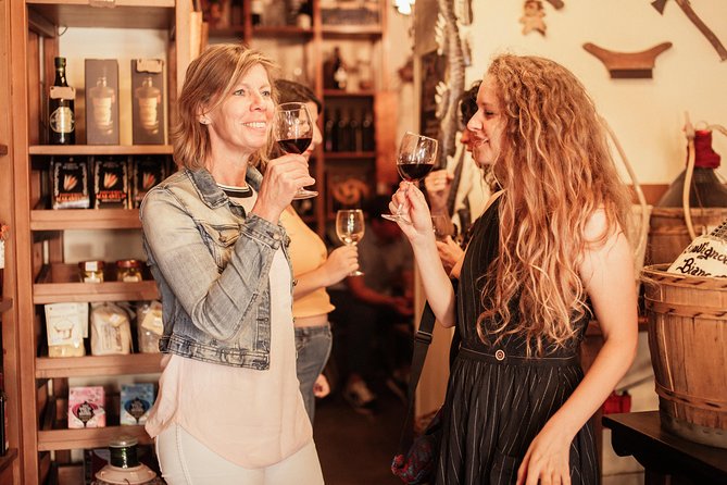 Highlights & Hidden Gems With Locals: Best of Venice Private Tour - The included local drink: small break, big payoff