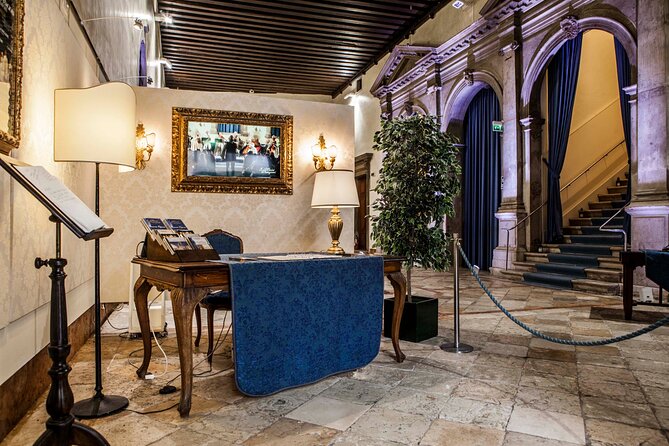 I Musici Veneziani Concert: Vivaldi Four Seasons - Finding your way inside Scuola Grande di San Teodoro
