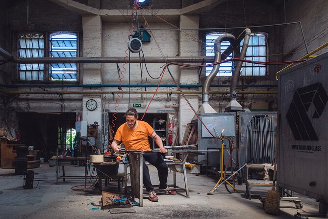In-depth Guided Tour in a Real Murano Glass Factory - Why a Guided Factory Tour Beats Museum Glass