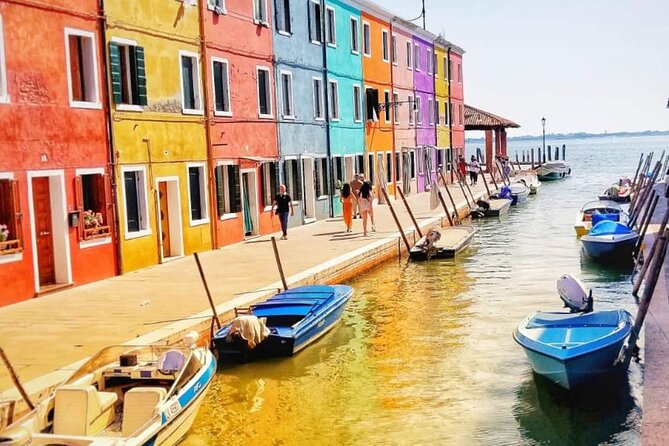 Islands Tour with a real local! - Burano: canals, color, and a lace-focused island visit
