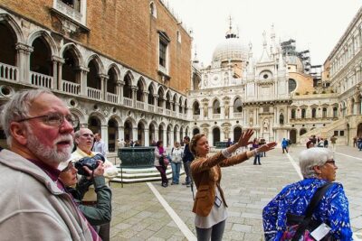 Legendary Venice: Doge's Palace, St Mark's & VIP Terrace Access - Entering St. Mark’s Basilica: skip the line, but follow the rules