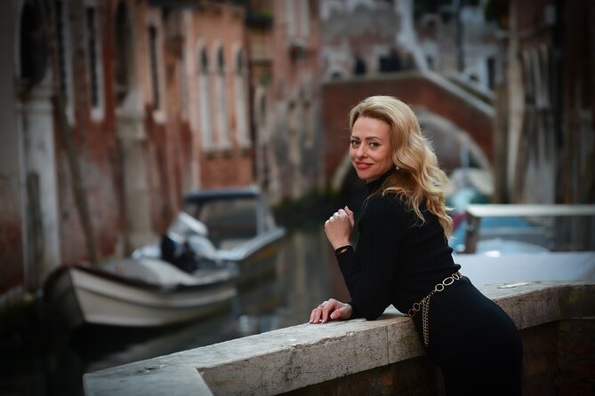 Luxurious Photoshoot in Venice - Campo Santa Maria Formosa streets: the Venice feel that selfies miss