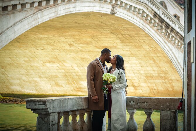 Luxurious Photoshoot in Venice - The real value: Daniel’s posing help and wardrobe tips