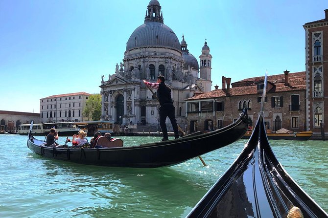 Morning Walking Tour of Venice with Gondola Ride - Walking the Canal Grande: the city’s main artery in plain view