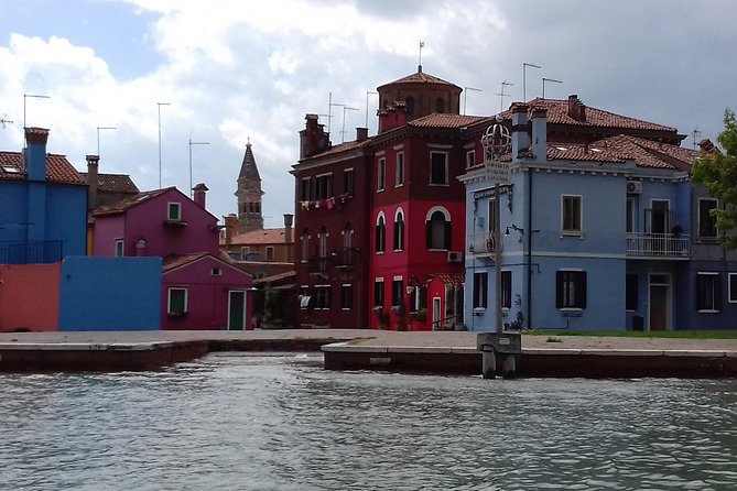 Murano Glass Experience With a Visit to a Burano Lace Island - Burano: lace-making heritage and the colorful fishing village