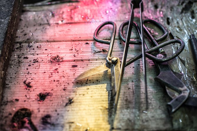 Murano Glass Experience With a Visit to a Burano Lace Island - Practical tips for a smoother day