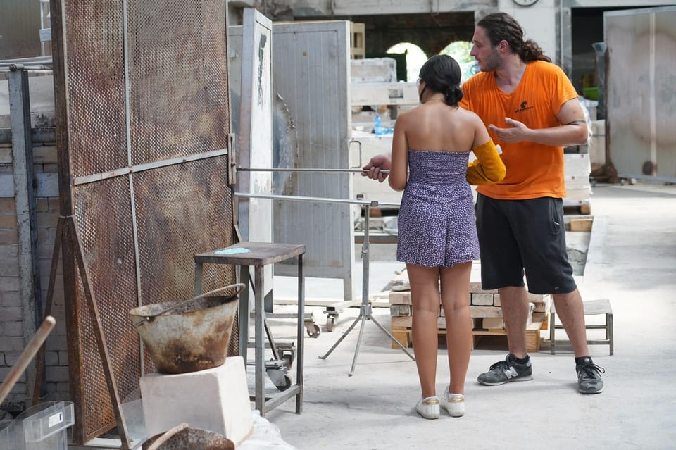 Murano: In Depth Glass Factory Guided Tour - Who should book this Murano tour