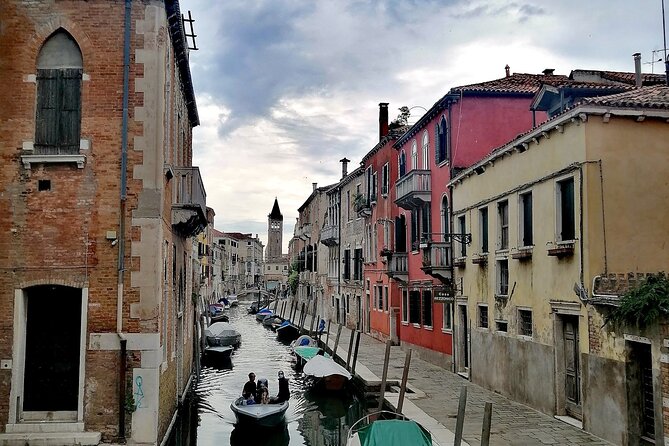 Off the Beaten Path Walk in Venice - Campo San Barnaba: Indiana Jones energy and a famous canal moment