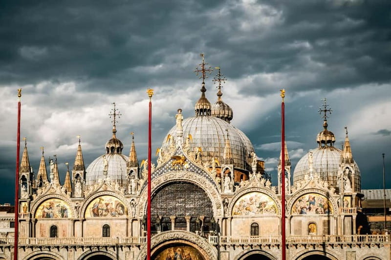 Priority Access St. Mark's Basilica Tour with Terrace Option - Dress code and on-site rules that can affect entry