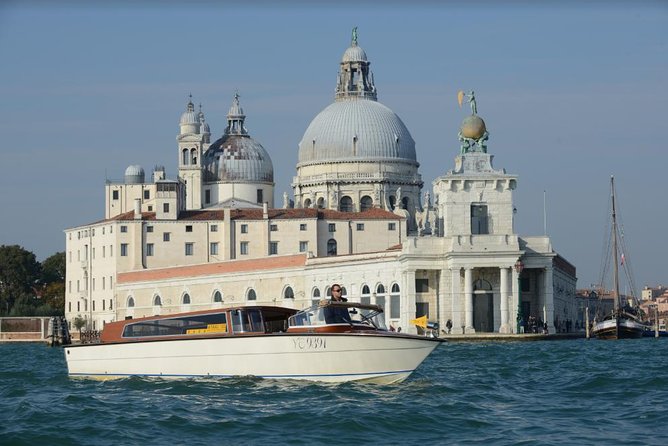 Private Arrival Transfer: Venice Train or Bus Stations to Venice Hotels - Drop-off location: central Venice vs Venice Lido, and the walk after