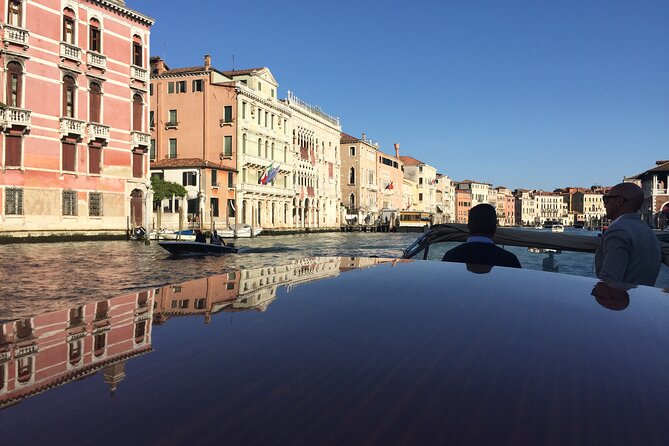 Private Departure,Transfer: Venice Cruise Terminal to Marco Polo Airport - The dockside meeting: how you avoid the port headache