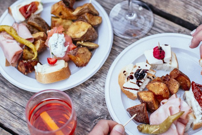 Private Drinks & Bites in Cannaregio Tour - Starting at Campo S.S. Apostoli: Easy to Find, Easy to Go