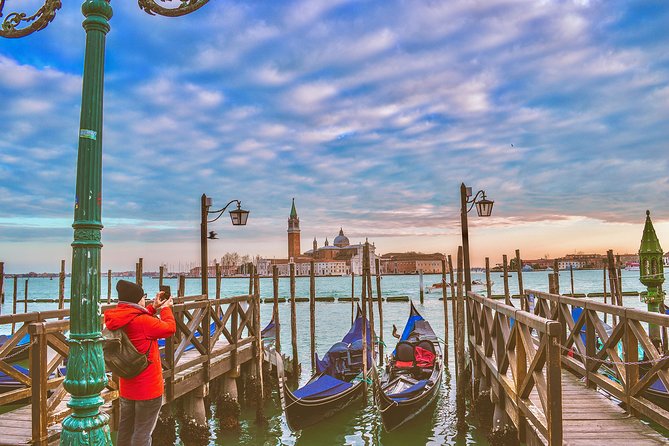 Private Gondola Ride in Venice - What a “Private, Not Guided” Gondola Really Means