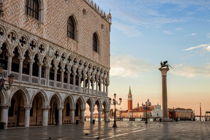 Private or Semi Doge's Palace & Saint Mark's Basilica Guided Tour - Bridge of Sighs: quick photos, big mood