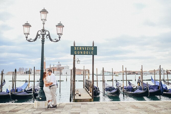 Private Photo Shoot in Venice with Gondola Ride Included - Key Points at a Glance