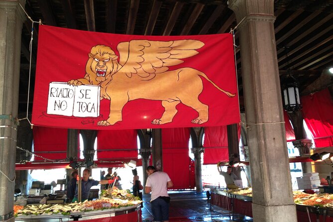 Private Secret Venice Tour; Rialto Market, San Polo & Food and Wine tasting - T Fondaco dei Tedeschi: The Merchant Headquarters Facade