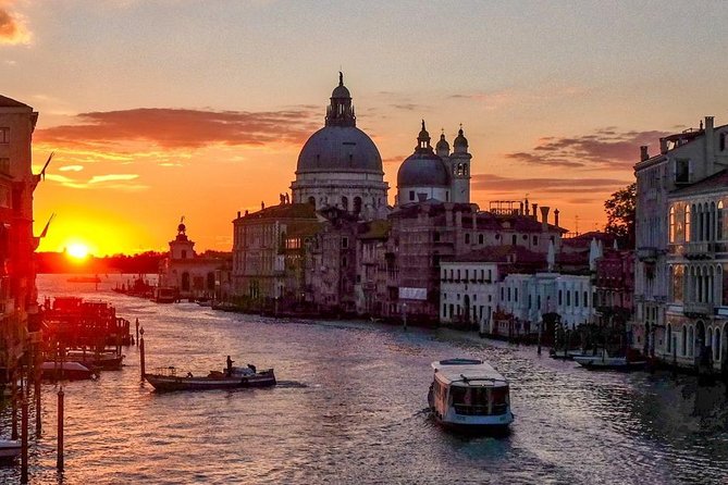 Private Tour: Venice Grand Canal Evening Boat Tour - Venice from the water at night: why this route feels special