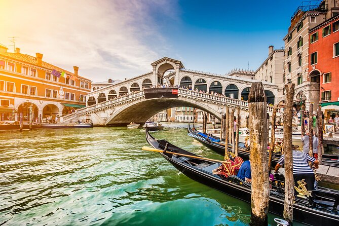 Private Venice Canal Cruise: 2-Hour Grand Canal and Secret Canals - Cannaregio, Ghetto Ebraico, and the Photo-Perfect Streets