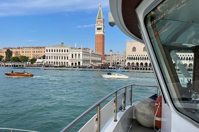 Punta Sabbioni to Venice Round-Trip Boat Ticket - Choosing the right departure: Venice days depend on season and the clock