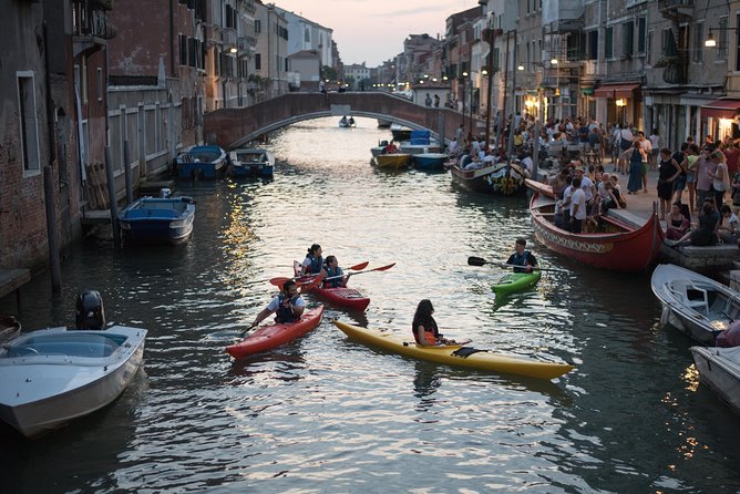 Real Venetian Kayak - Tour of Venice Canals with a Local Guide - From Calle Brazzo to Your First Paddle Stroke