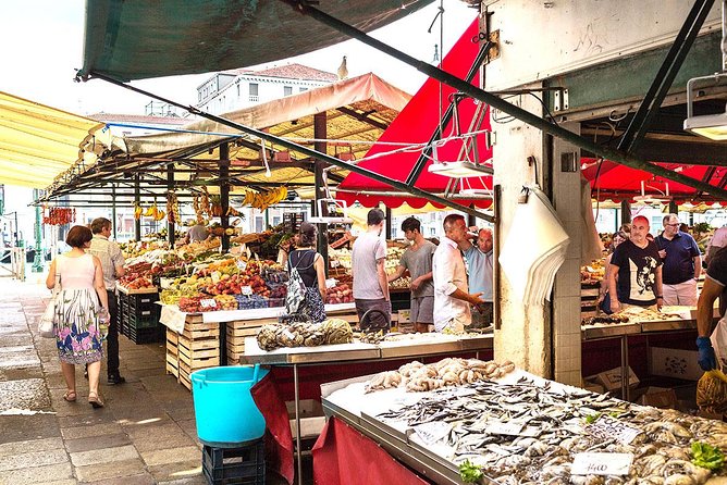 Rialto Market Food Tour: Wine Tasting and Sightseeing in Venice - What you eat and drink: tastings, lunch, and wine along the way