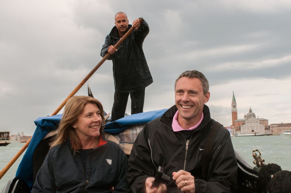 Secret Venice & Gondola Tour - Palazzo Contarini del Bovolo: the exterior spiral you don’t want to miss