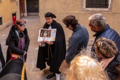 Secrets of Venice Carnival and Life of Casanova Tour - Casanova’s Venice: San Samuele alleys, Giorgio Baffo, and the Ridotto