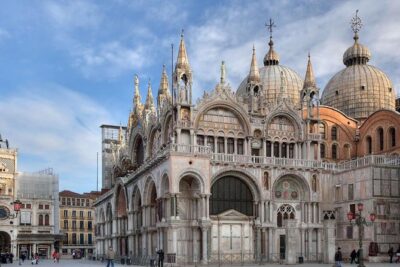Skip the Line Venice Doge's Palace and St. Mark's Basilica Tour - Doge’s Palace in Venetian Gothic: What You’ll Actually Get Inside