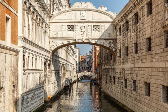 St. Mark's Basilica & Doge Palace + Murano, Burano Guided Tour - The Bridge of Sighs and prisons: the emotional payoff