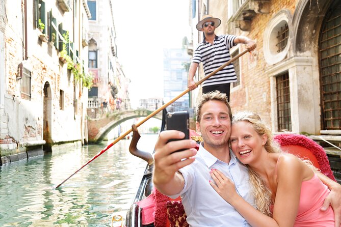 St. Mark’s Basilica Guided Tour with Venice Canals Gondola Ride - Strolling the Bacino di San Marco before you board the gondola