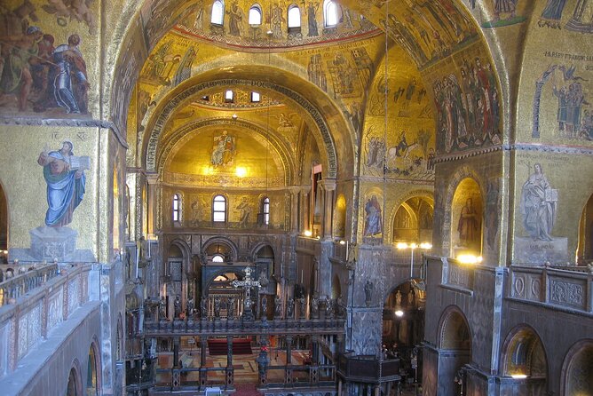St. Mark's Cathedral Priority Guided Tour & History Gallery - The Venice Gallery and VR Journey: a smart add-on for non-line time