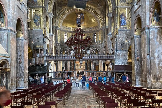 St. Mark's Cathedral Priority Guided Tour & History Gallery - Mobile audio guide that depends on your phone: how to make it work